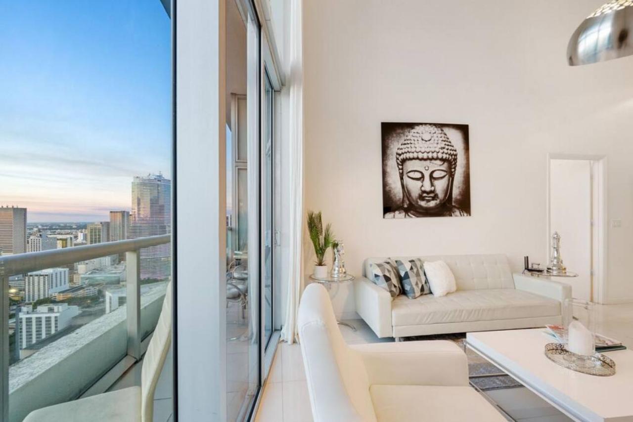 Beautiful One Bedroom Condo 16Ft Ceilings At The W ميامي المظهر الخارجي الصورة