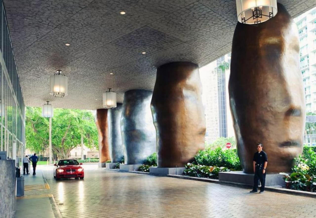 Beautiful One Bedroom Condo 16Ft Ceilings At The W ميامي المظهر الخارجي الصورة